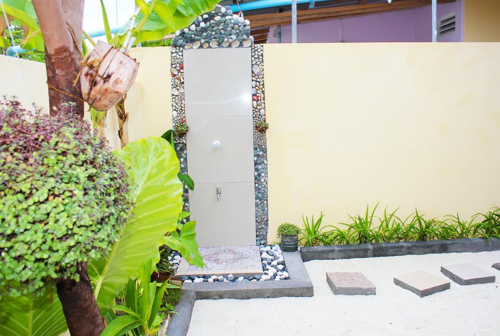 Kaafu Inn Guraidhoo Guraidhoo  Exterior photo